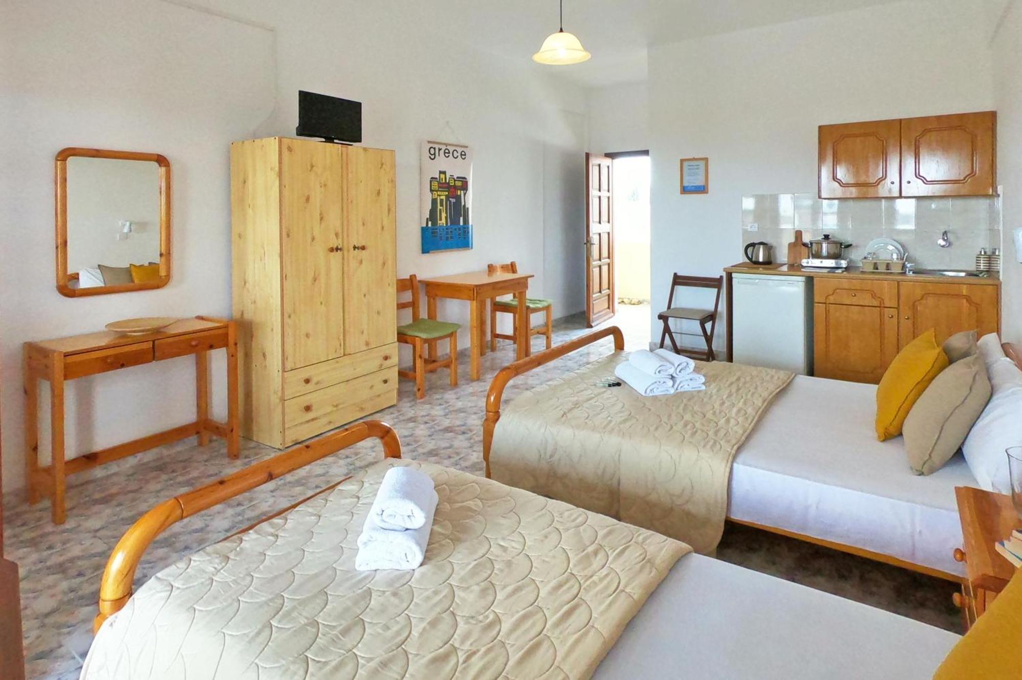 Almyra Villa Периса Екстериор снимка